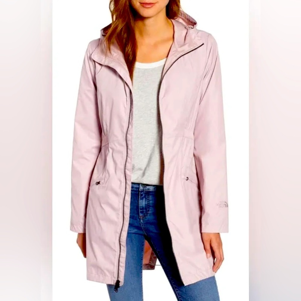 The North Face Women's Rissy 2 
Hooded Water Repellent Raincoat -Lilac - XS